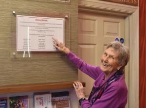 &lsquo;Unsung heroes&rsquo; honoured for their service to theatre