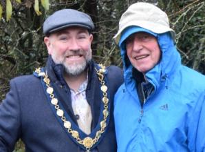 Mayor plants tree to mark 25th anniversary of town woodland