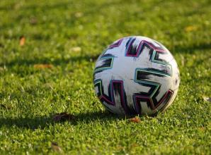 Smith nets brace as Rotherfield United edge nine-goal thriller