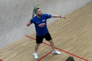 Teenager’s impressive performance not enough against league leaders