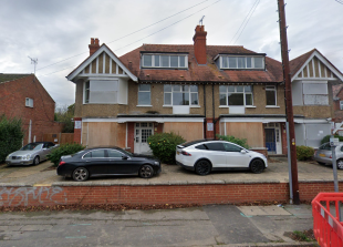 Hostel at 20-24 Lansdowne Avenue, Slough. Site of proposed assisted living flats.