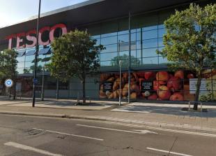 Police confirms 'suspicious item' found at Slough Tesco store was bag of clothes