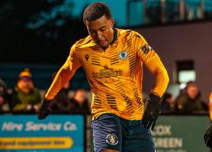 &lsquo;Like breaking a brick wall with a spoon&rsquo; &ndash; Davies on Slough Town&rsquo;s frustrating night