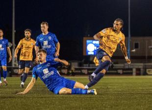 Controversy and Courage: Bartlett-Antwi looks for positives after Slough's late collapse