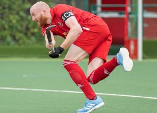 Marlow's men close gap&nbsp;on leaders after dominant win at Fareham