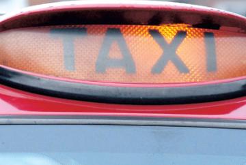 Driver fined &pound;2,000 for illegally plying for trade during Henley Royal Regatta