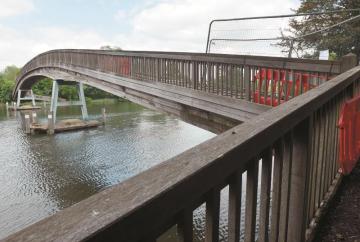 Work to remove central span of Temple Bridge to start next week
