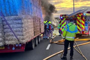 M4: closure between Maidenhead and Slough due to HGV fire