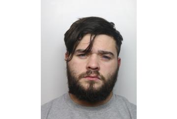 Police appeal for help to find wanted man in Slough