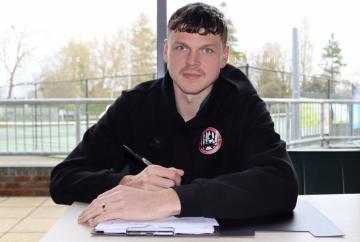 'Instrumental' Robinson signs contract extension with Maidenhead United