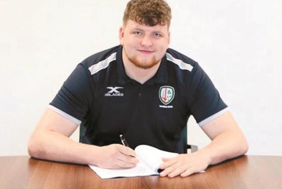 Maidenhead RFC U18 player Jack Belcher signs professional deal with London Irish