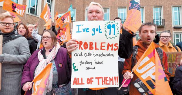 Teachers to continue taking a 'once in a generation stand'