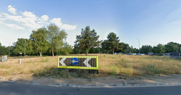 Main works begin on major roundabout near Pinewood Studios