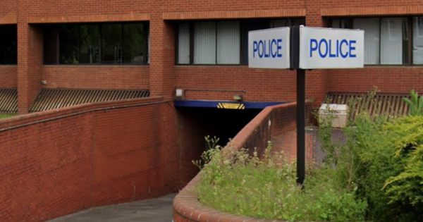 Inspectors criticise Thames Valley Police vetting standards