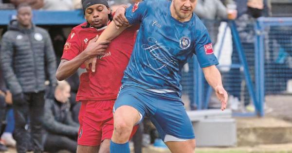 Brandon Curtis nets late winner as Marlow sink Hanworth Villa