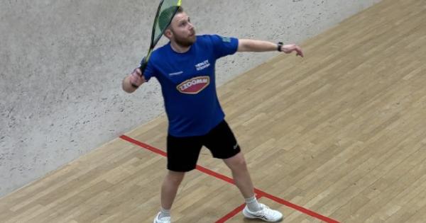 Teenager&rsquo;s impressive performance not enough against league leaders