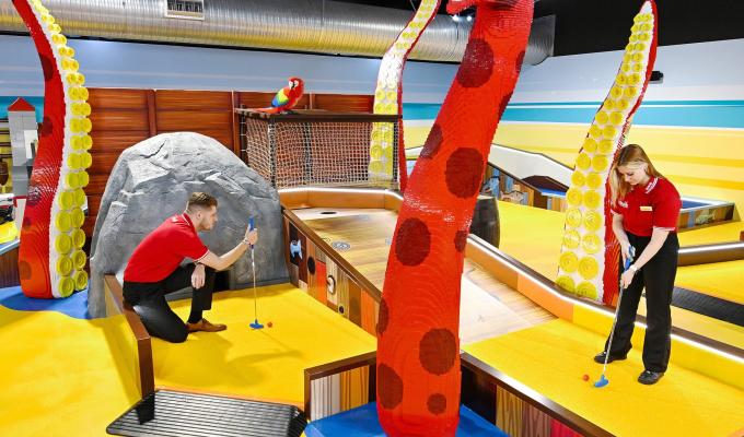 World's first Lego golf course for Legoland Windsor