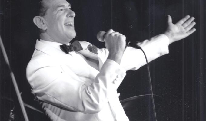 Norden Farm show to celebrate Sinatra's Christmas hits