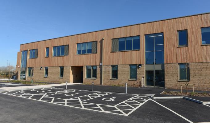 MAIDENHEAD 133381-29