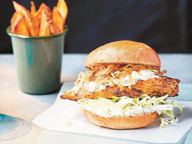 RECIPE Tandoori chicken burger with cucumber raita from Joe Wicks