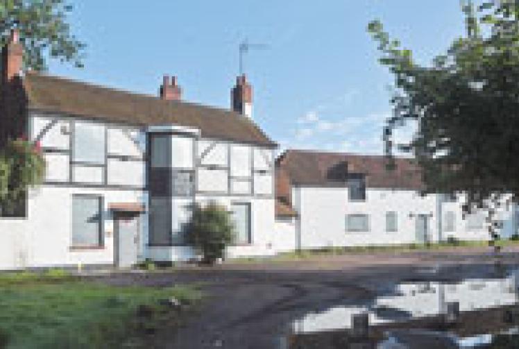 Former Seven Stars pub fails to sell at auction Slough Express