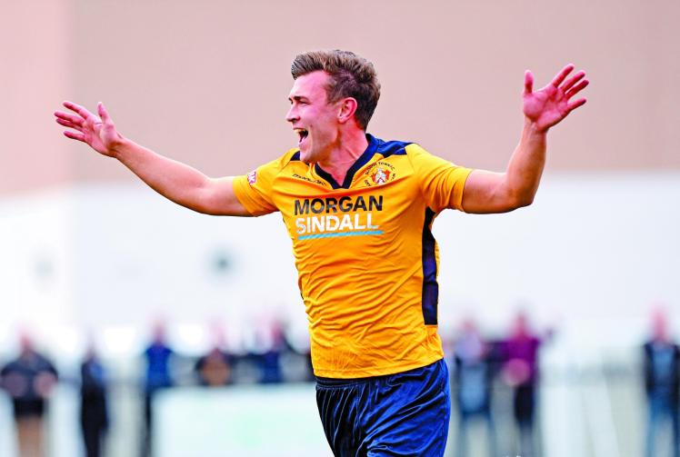 Slough Town win promotion after beating King's Lynn 2-1 in play-off final