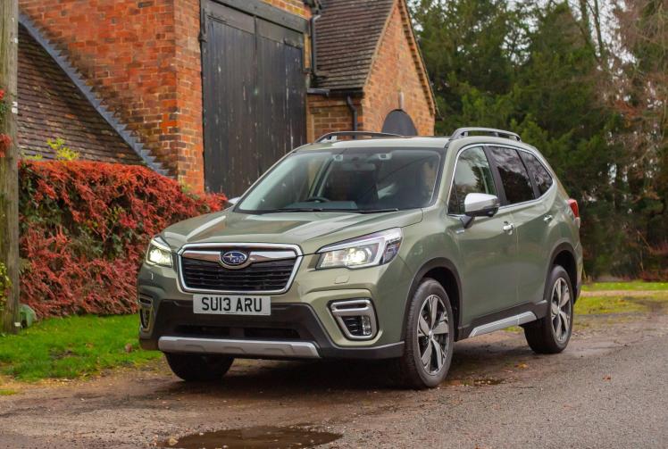 Subaru launches hybrid drive in Forester
