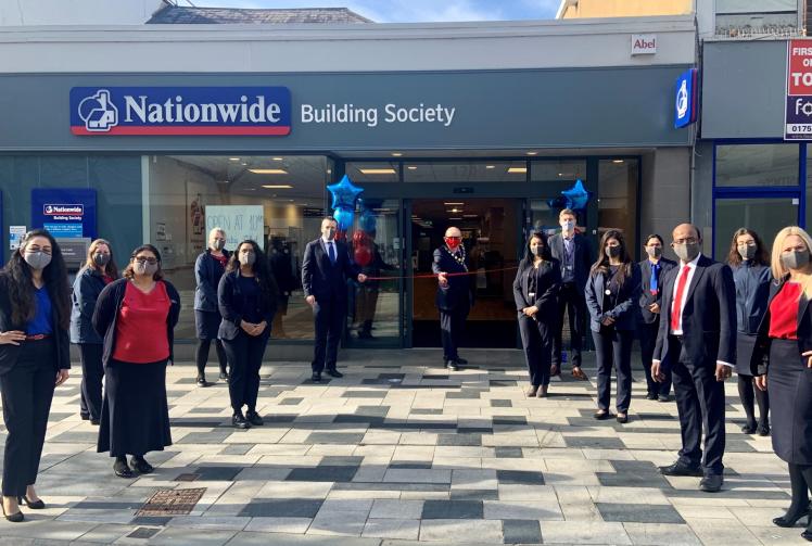 Nationwide &lsquo;proud&rsquo; to unveil revamped branch in Slough High Street