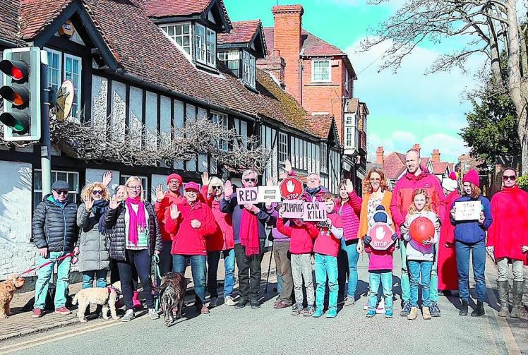 Police consider options to solve Wargrave's 'red light jumping' issue