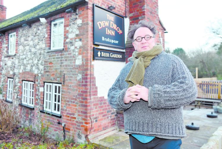 Chef Simon Bonwick embarks on solo cooking adventure at Marlow pub