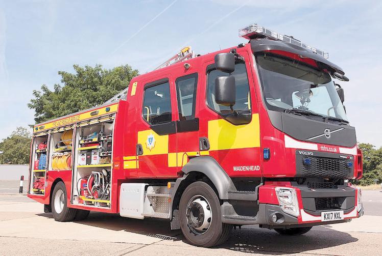 Crews tackle bonfire that had 'become out of control' in Taplow 