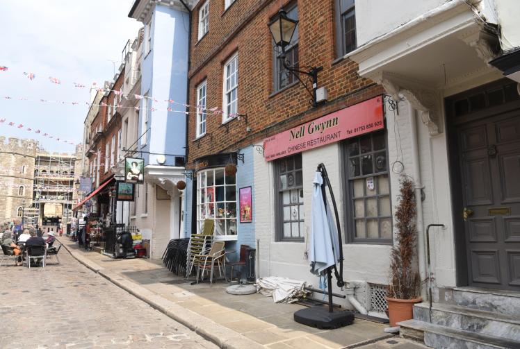Rule-breaking at 400-year-old building by Windsor Castle to be fixed 'by hand'