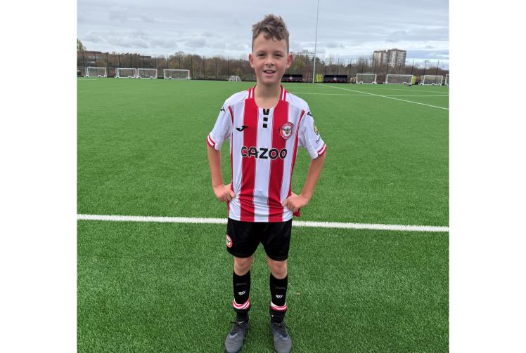 Cox Green footballer turns setback into business start-up with new shin pads