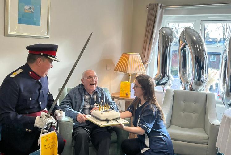 'A smashing birthday' as 150 cards sent to 100-year-old veteran