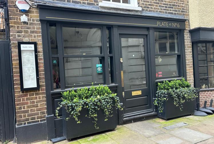 'A lot of dishonesty' at Windsor restaurant that hired illegal immigrants, meeting hears