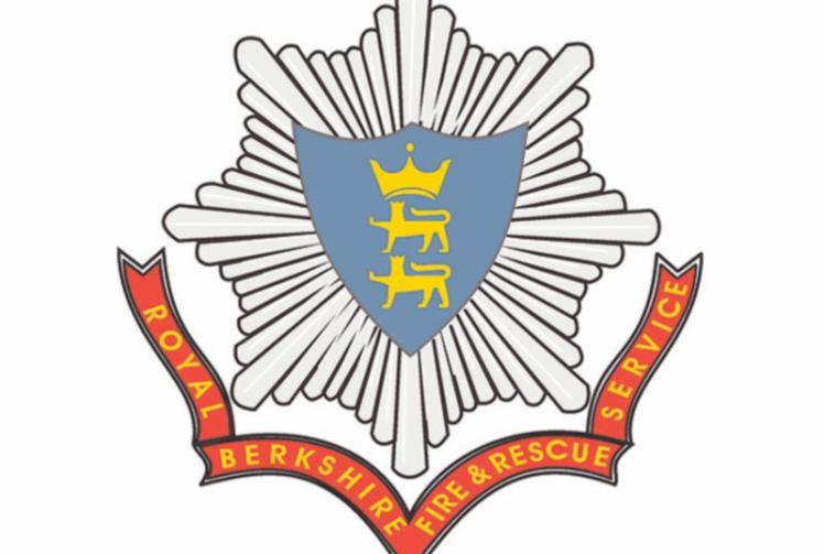 Fire crews tackle blaze in Slough High Street