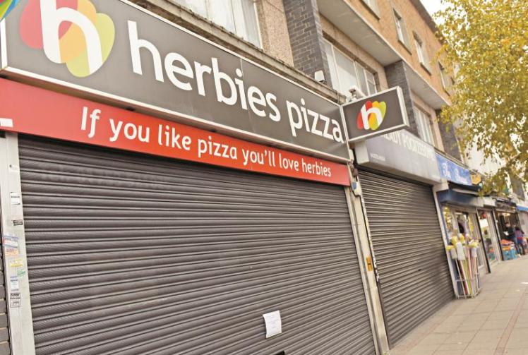 Management hits back after Herbies Pizza in Farnham Road reopens