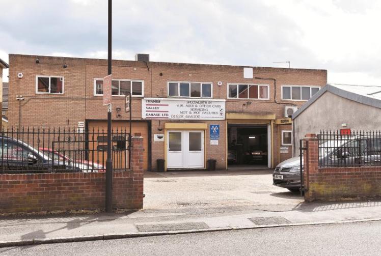 Public notices Planning applications for three major developments in