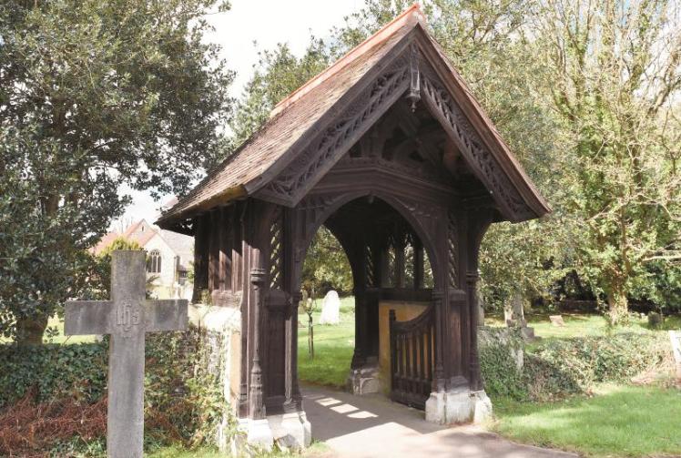 Historic gateway at Stoke Poges church gains Grade II status