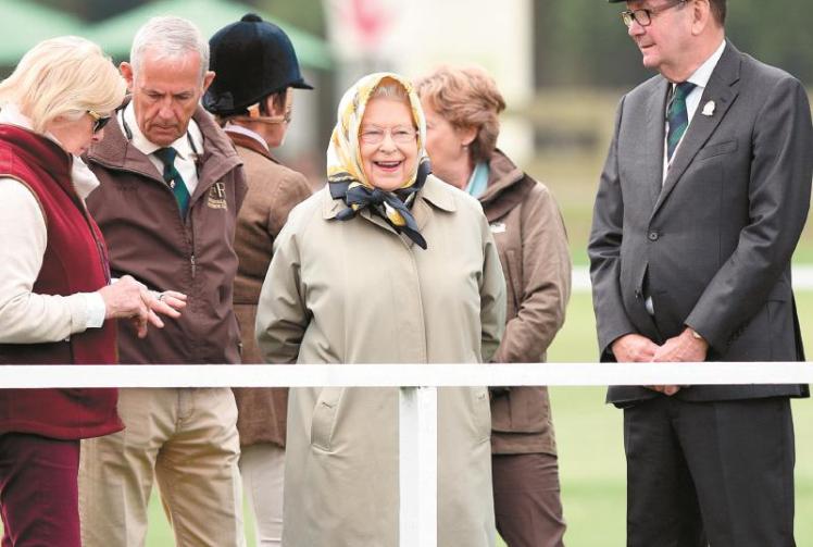 Football carried on following the death of the King and Maidenhead United lost 4-0