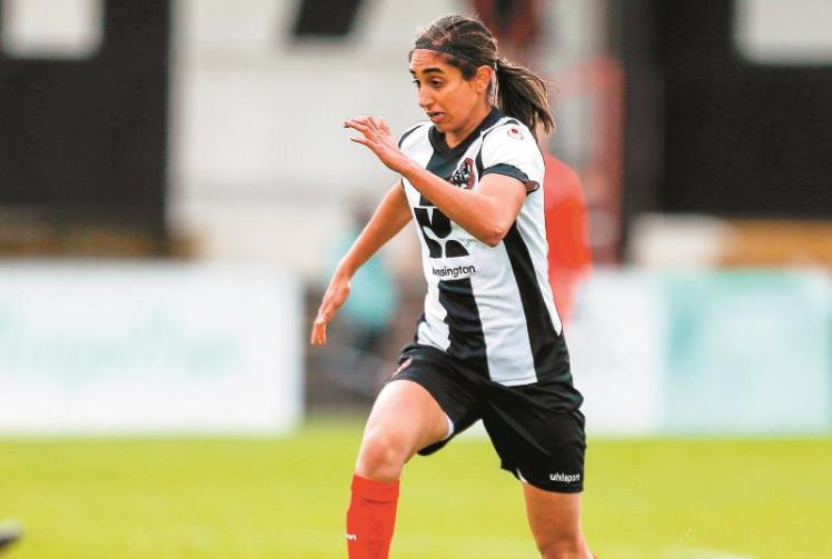 Magpie and marathon runner Malhotra recognised at end of season awards