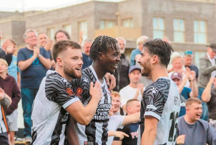 Rochdale score late equaliser to deny Maidenhead United much-needed win