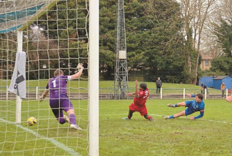Tarpey scores twice as Marlow race away from Raynes Park Vale