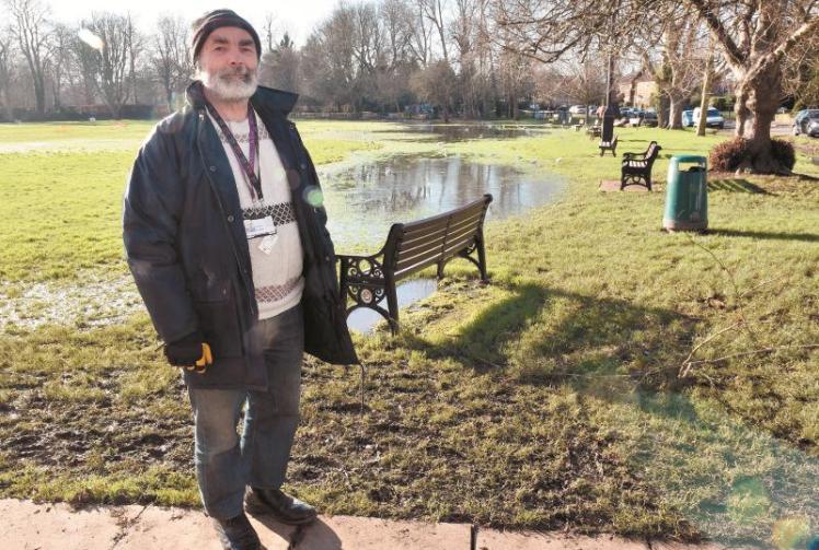 Council calls for action to protect 'abandoned' Datchet and Wraysbury from flooding