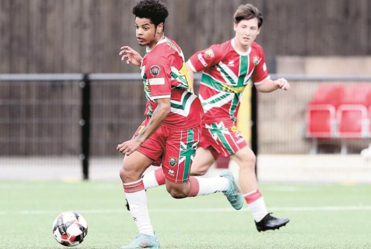 Moles dig in for narrow League Cup win over Windsor 