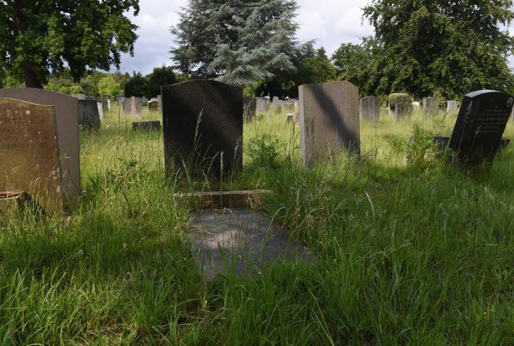 MAIDENHEAD 136857-13