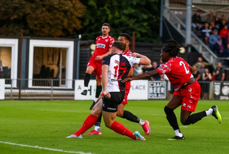 Dulson denied late winner as Maidenhead United are held at home by Hemel 