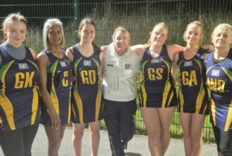 Henley Hawks sides hit back to secure district league victories