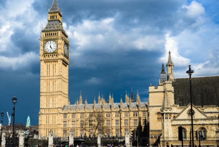 A river on edge and system at breaking point