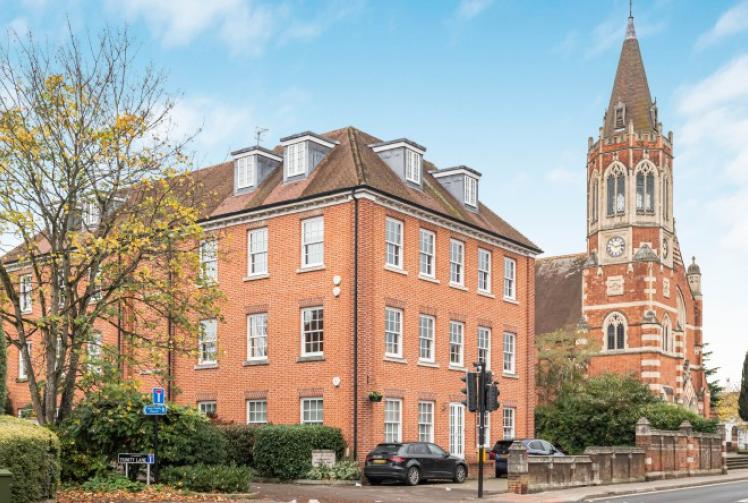 Town living that&rsquo;s walk in the park